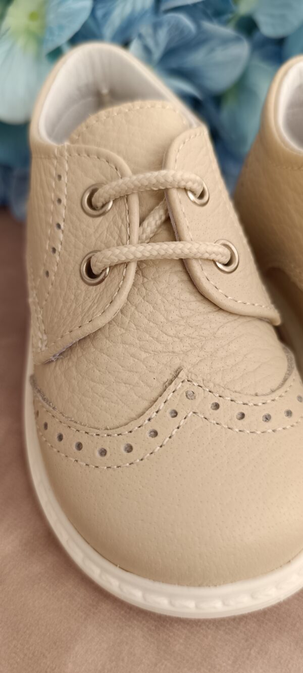 Scarpe bimbo color avana